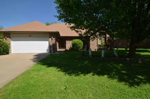 3956 N Delaware Ave, Springfield, MO 65803 photo 1