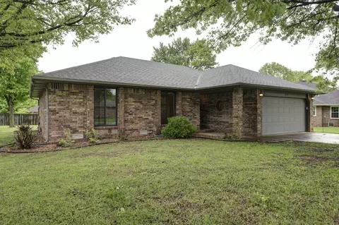 646 S York Ct, Springfield, MO 65802 photo 1