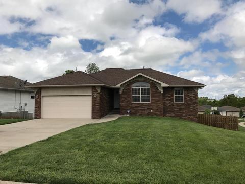 3773 W Greenway Dr, Springfield, MO 65807 photo 1