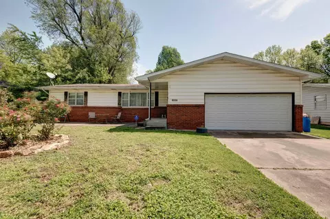 1642 S Catalina Ave, Springfield, MO 65804 photo 1