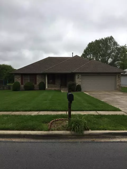 2585 N Honeysuckle Way, Springfield, MO 65802 photo 1