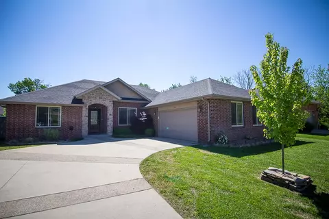734 S Christopher Ave, Springfield, MO 65802 photo 1