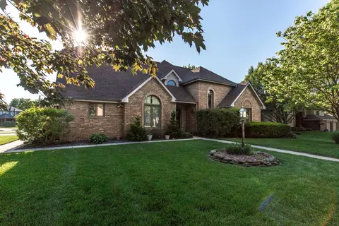 3957 N Delaware Ave, Springfield, MO 65803 photo 1