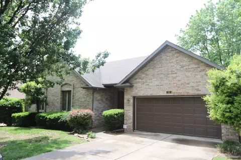 930 E National Place Blvd, Springfield, MO 65810 photo 1