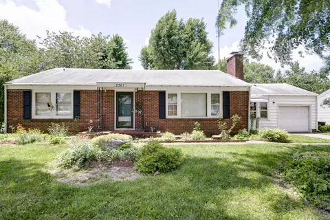 2361 S Roanoke Ave, Springfield, MO 65807 photo 1