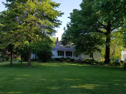 2422 E Grand St, Springfield, MO 65804 photo 1