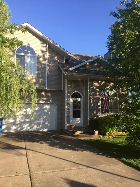 838 W Hickory Nut Ct, Nixa, MO 65714 photo 1