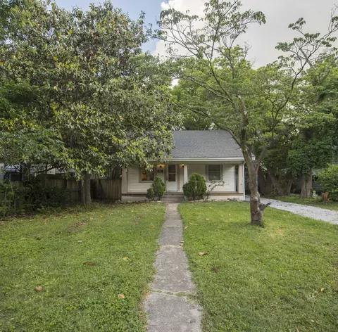 1649 E Mcdaniel St, Springfield, MO 65802 photo 1