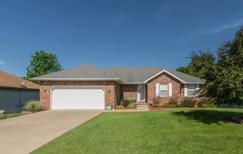 4360 S Eldon Ave, Springfield, MO 65810 photo 1