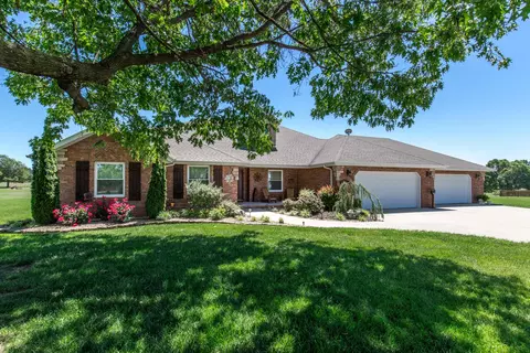 434 S Westwind Dr, Springfield, MO 65802 photo 1