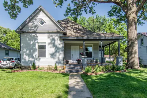 2206 N Howard Ave, Springfield, MO 65803 photo 1