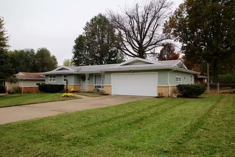 939 N Fairfax Ave, Springfield, MO 65802 photo 1