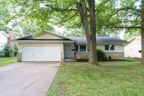 1266 E Rosebrier St, Springfield, MO 65804 photo 1