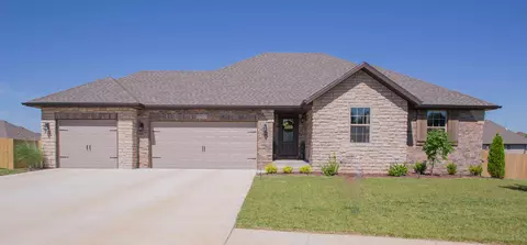 5509 N Seacrest Dr, Ozark, MO 65721 photo 1