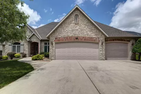 3307 Fox Grape St, Springfield, MO 65804 photo 1