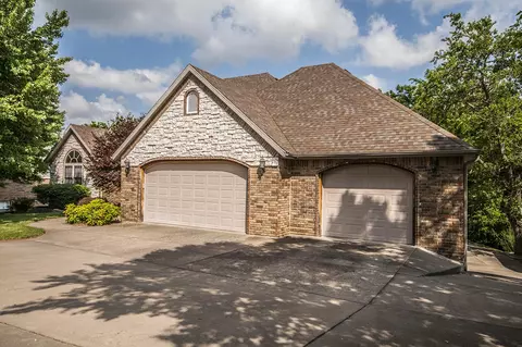 2514 N Skyview Ln, Ozark, MO 65721 photo 1
