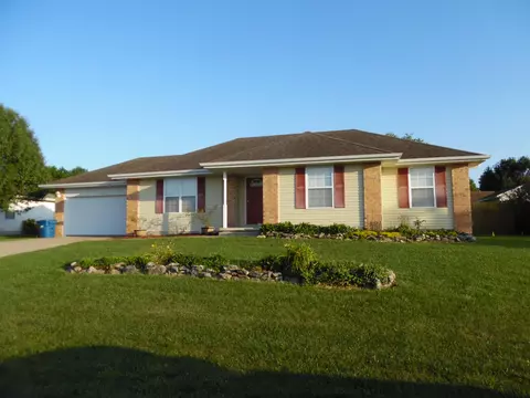 112 E Canon Ave, Clever, MO 65631 photo 1