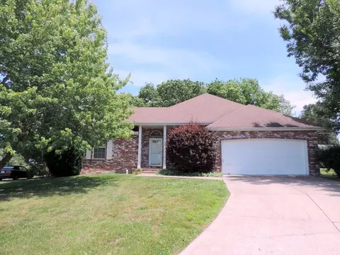 706 N 4th Ave, Ozark, MO 65721 photo 1