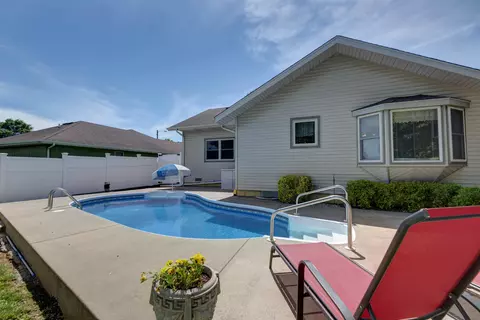 3142 S Westwood Ave, Springfield, MO 65807 photo 1