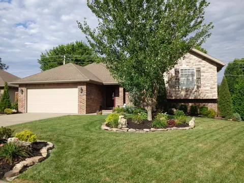 800 E Jordan Ct, Nixa, MO 65714 photo 1