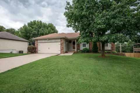 3437 S Ridgecrest Ave, Springfield, MO 65807 photo 1