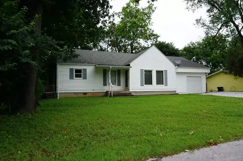 2617 E Inman St, Springfield, MO 65804 photo 1