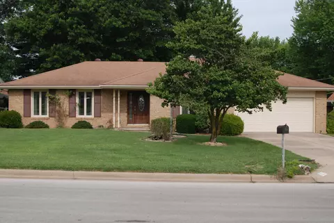 3337 N Pickwick Ave, Springfield, MO 65803 photo 1