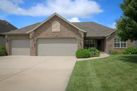 5477 S Pinehurst Ave, Springfield, MO 65810 photo 1