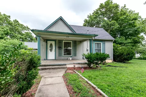 218 S Main St, Greenfield, MO 65661 photo 1