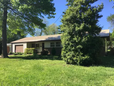 2757 E Walnut St, Springfield, MO 65802 photo 1