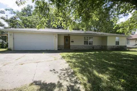 2261 N Campbell Ave, Springfield, MO 65803 photo 1