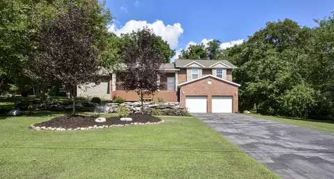 5536 S Woodcliffe Dr, Springfield, MO 65804 photo 1