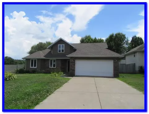 3344 E Cardinal St, Springfield, MO 65804 photo 1