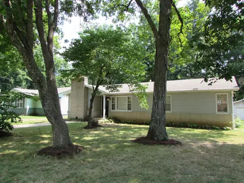 1514 W Bennett St, Springfield, MO 65807 photo 1
