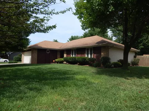 902 Breann Ct, Nixa, MO 65714 photo 1