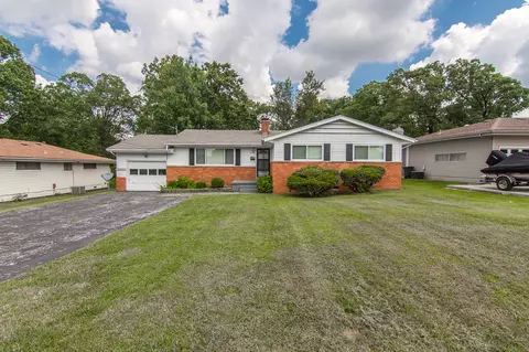 2733 E Stanford St, Springfield, MO 65804 photo 1