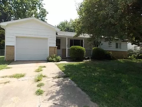 2918 E Lombard St, Springfield, MO 65802 photo 1