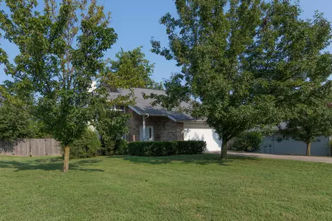 3391 S Meadowlark Ave, Springfield, MO 65807 photo 1