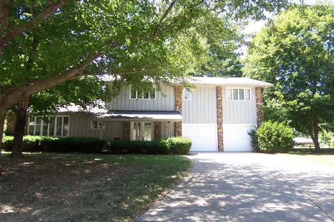 2941 S Josselin Pl, Springfield, MO 65804 photo 1