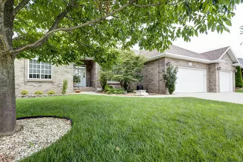 2445 W Cardinal St, Springfield, MO 65810 photo 1