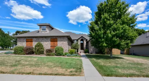 2106 Eagle Rock Dr, Ozark, MO 65721 photo 1