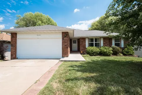 3318 S Palisades Dr, Springfield, MO 65807 photo 1