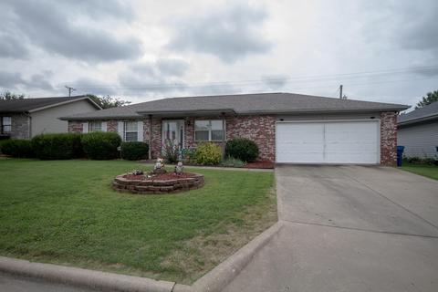 210 W Hunter Dr, Nixa, MO 65714 photo 1