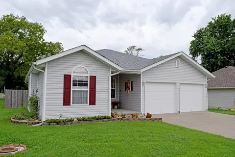 357 Dolphin Ct, Sparta, MO 65753 photo 1