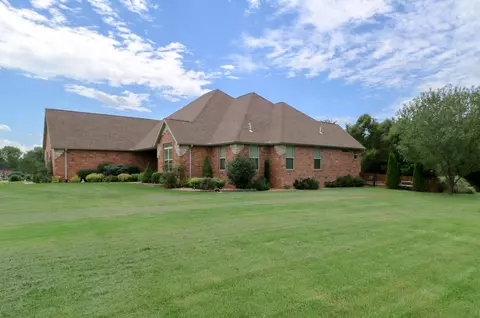 860 Rivers Edge Rd, Ozark, MO 65721 photo 1