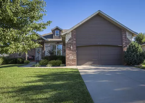 654 N Spout Spring St, Nixa, MO 65714 photo 1
