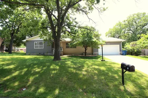 2306 E Windsor St, Joplin, MO 64801 photo 1