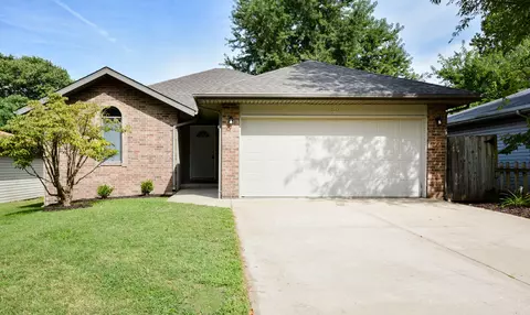 1700 N Engel Ave, Springfield, MO 65803 photo 1