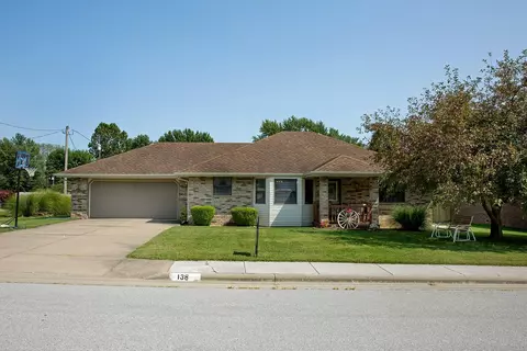 138 S Peach Tree Ln, Republic, MO 65738 photo 1