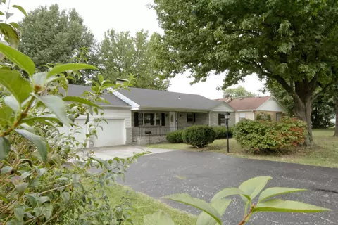 710 E Seminole St, Springfield, MO 65807 photo 1